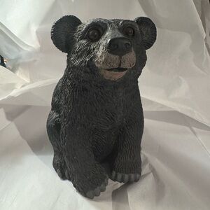Vintage 1998 ArtLine Inc Resin Bear Figurine Statue 6 1/2” decor/garden